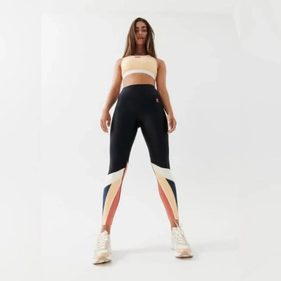 PE Nation Left Field Legging in Black Size XS - Picture 1 of 9